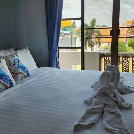 Loy Manee House Bed & Breakfast Phra Nakhon Si Ayutthaya Exterior foto