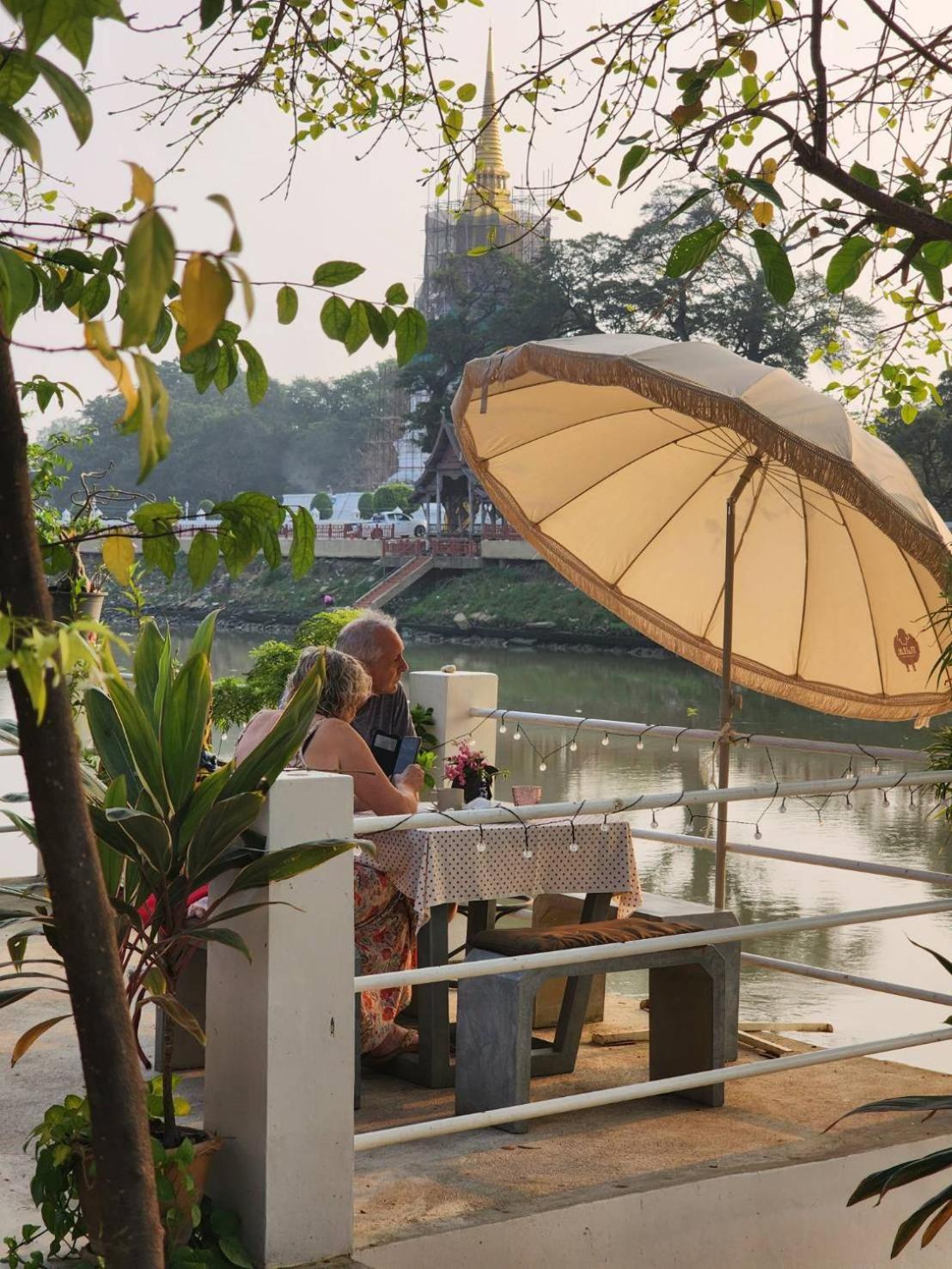 Loy Manee House Bed & Breakfast Phra Nakhon Si Ayutthaya Exterior foto