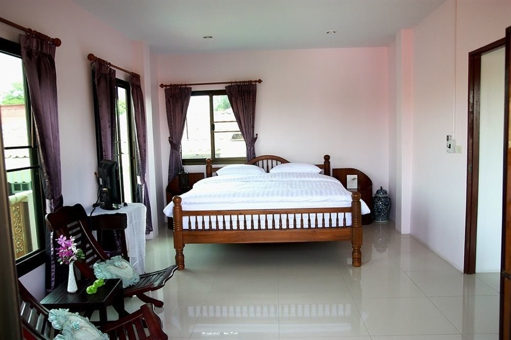 Loy Manee House Bed & Breakfast Phra Nakhon Si Ayutthaya Exterior foto